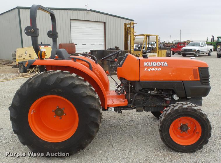 image for item DB1781 2007 Kubota L4400 tractor