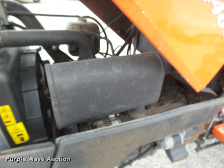 image for item DB1781 2007 Kubota L4400 tractor