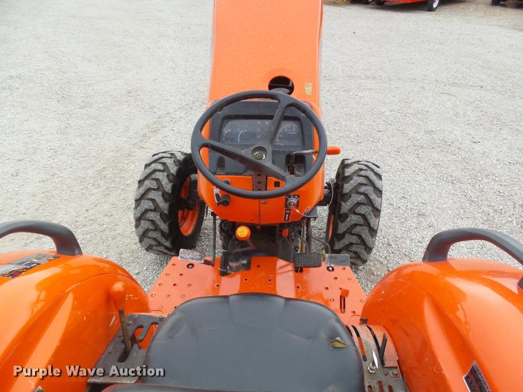 image for item DB1781 2007 Kubota L4400 tractor