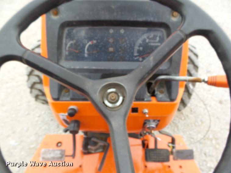 image for item DB1781 2007 Kubota L4400 tractor
