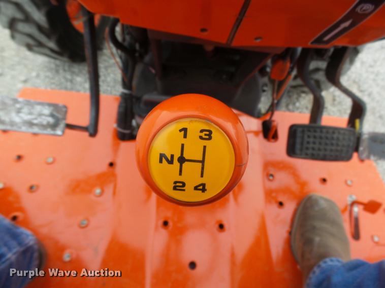 image for item DB1781 2007 Kubota L4400 tractor