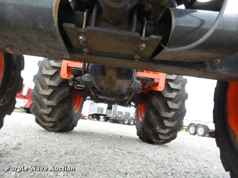 image for item DB1781 2007 Kubota L4400 tractor