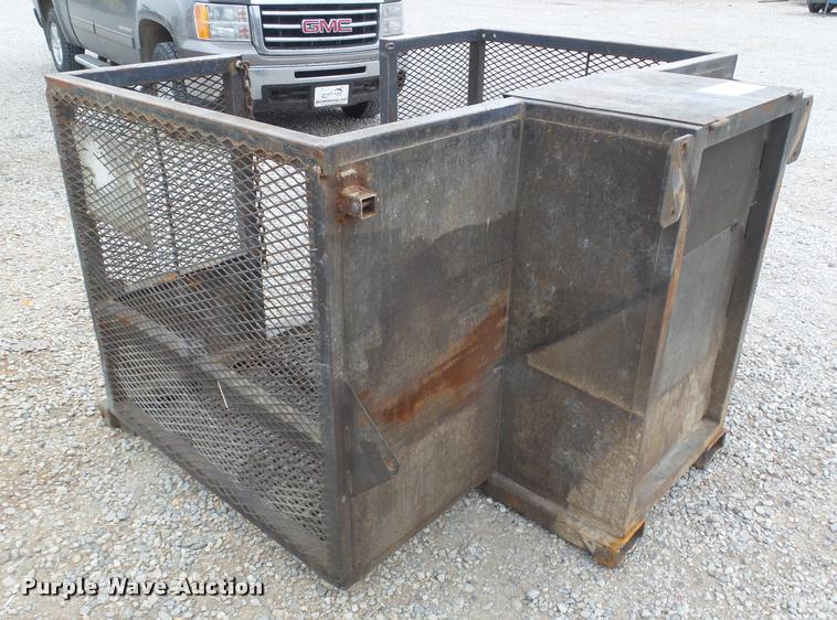 image for item DB1782 Steel man basket