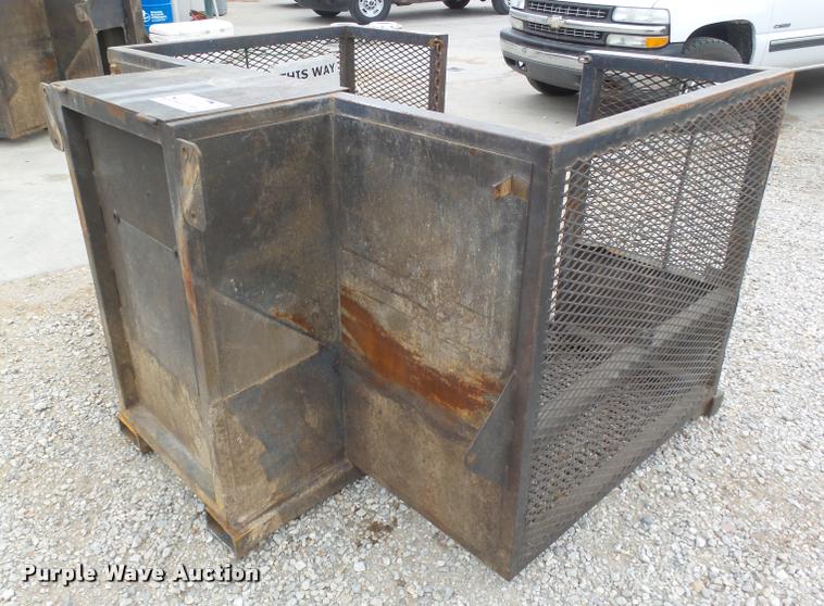 image for item DB1782 Steel man basket