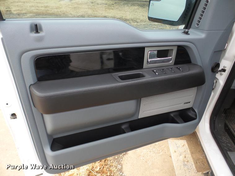 image for item DB2293 2012 Ford F150 Platinum SuperCrew pickup truck