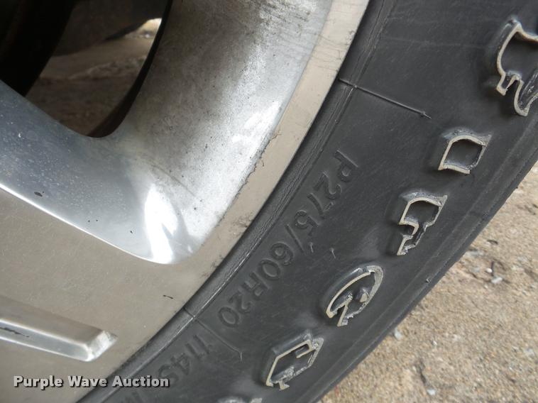 image for item DB2293 2012 Ford F150 Platinum SuperCrew pickup truck