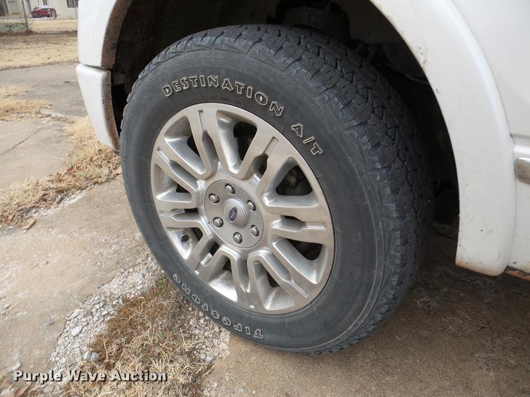 image for item DB2293 2012 Ford F150 Platinum SuperCrew pickup truck