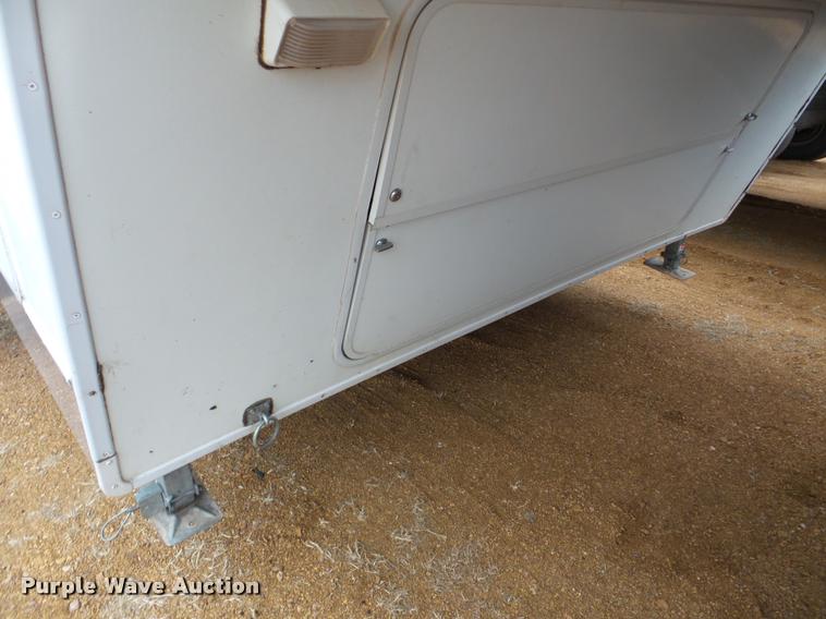 image for item DB2295 2004 Fleetwood camper