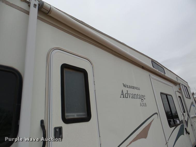 image for item DB2295 2004 Fleetwood camper