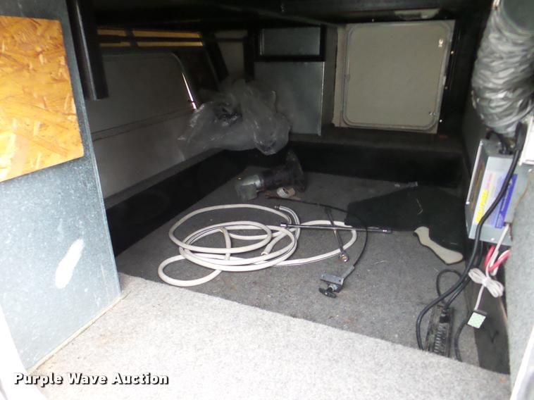 image for item DB2295 2004 Fleetwood camper