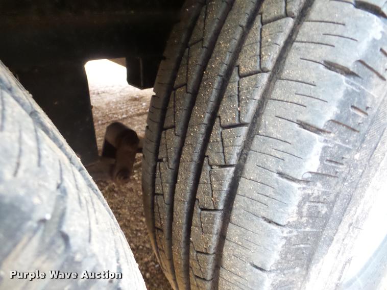 image for item DB2295 2004 Fleetwood camper