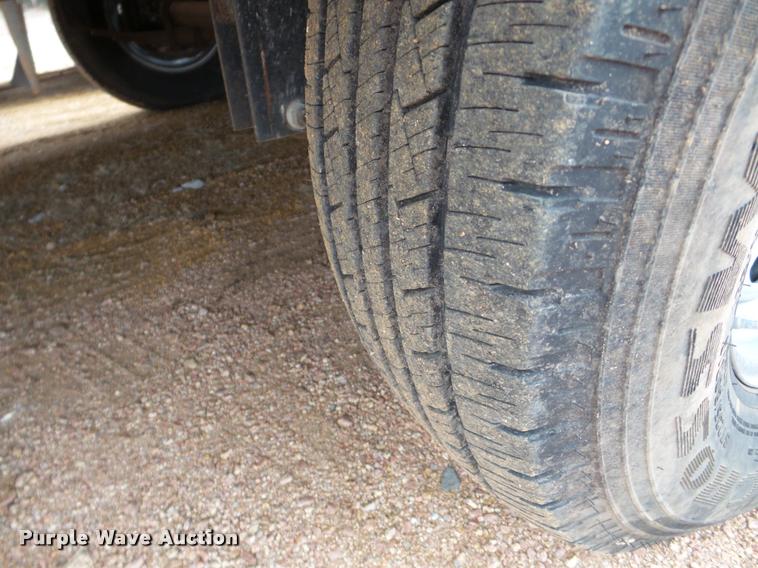 image for item DB2295 2004 Fleetwood camper