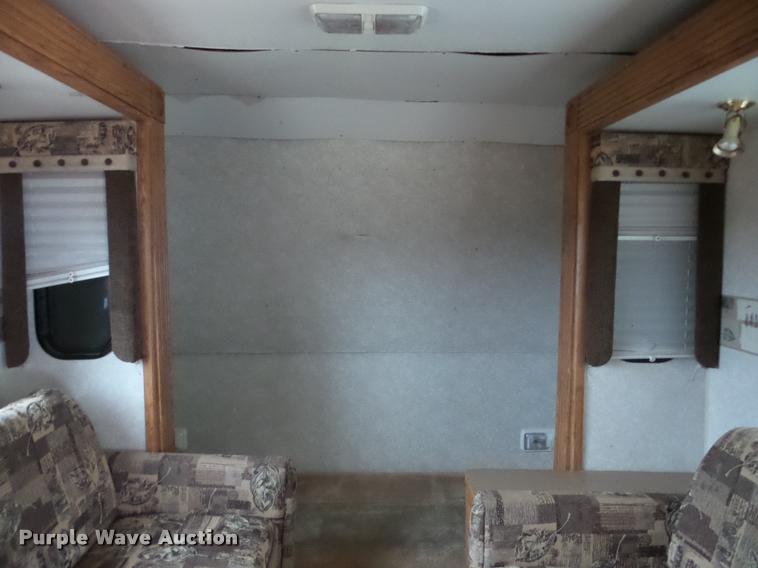 image for item DB2295 2004 Fleetwood camper