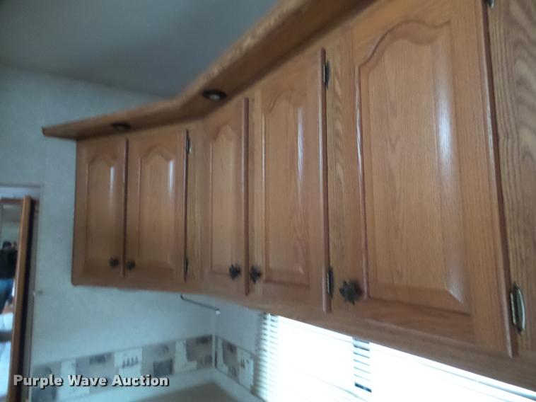 image for item DB2295 2004 Fleetwood camper