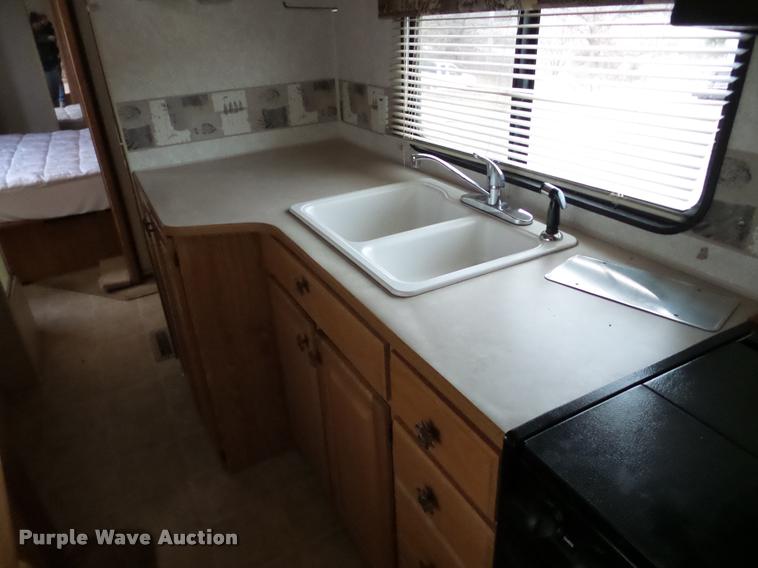 image for item DB2295 2004 Fleetwood camper