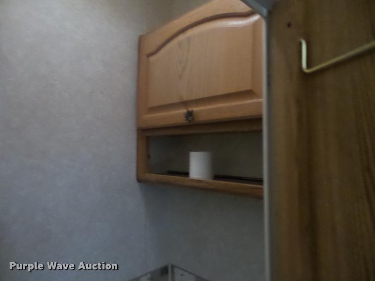 image for item DB2295 2004 Fleetwood camper