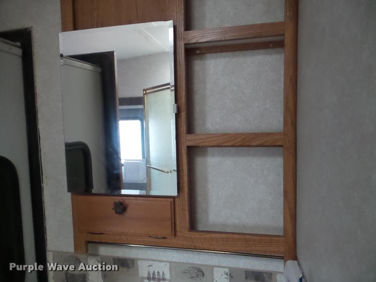 image for item DB2295 2004 Fleetwood camper