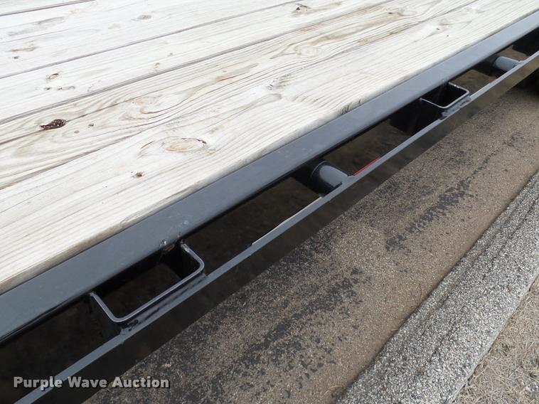 image for item DB4634 2015 PJ FD252 equipment trailer