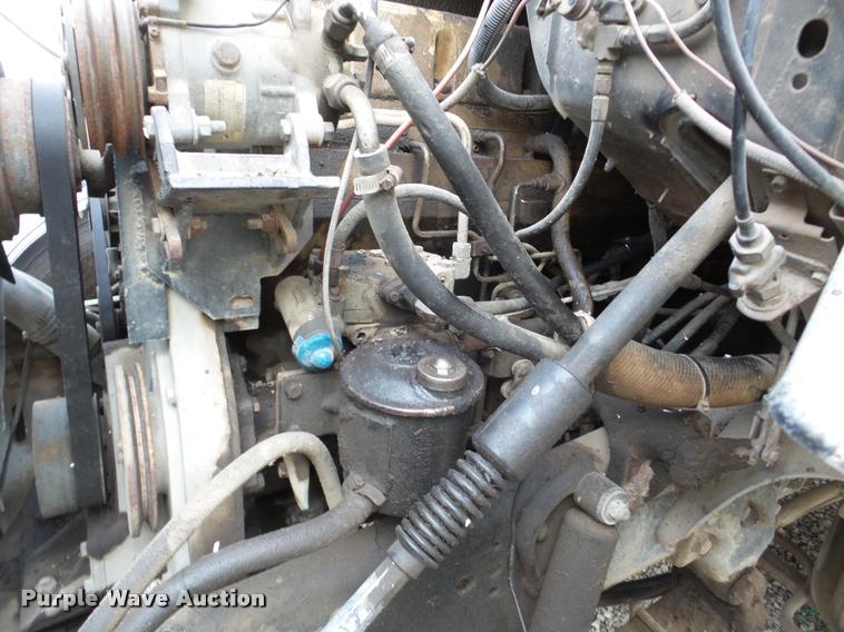 image for item DB5403 1985 Ford LN9000 flatbed truck