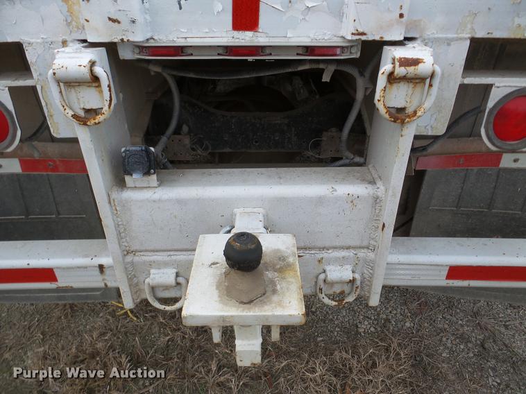 image for item DB5403 1985 Ford LN9000 flatbed truck