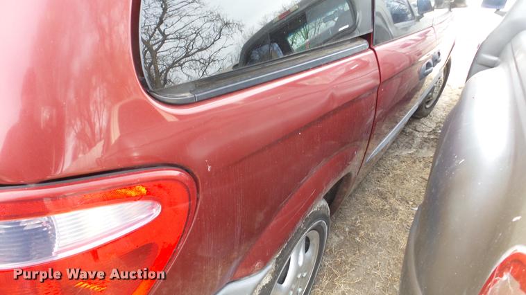 image for item DG9501 2001 Dodge Caravan