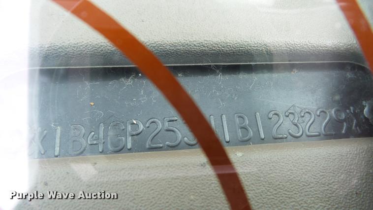 image for item DG9501 2001 Dodge Caravan