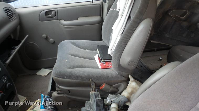 image for item DG9507 2001 Dodge Grand Caravan van