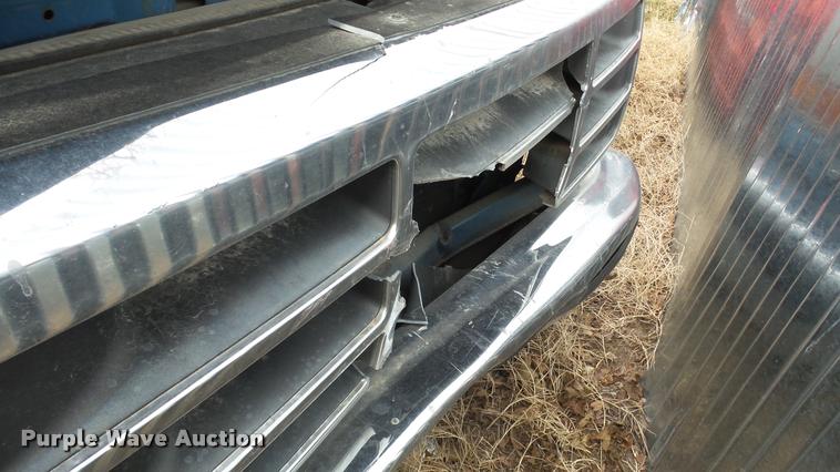 image for item DG9508 1993 Ford F150 SuperCab pickup truck