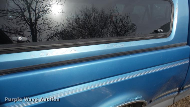 image for item DG9508 1993 Ford F150 SuperCab pickup truck