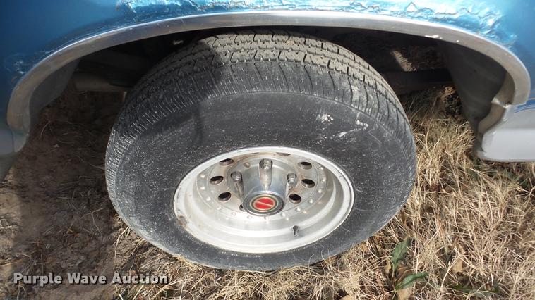 image for item DG9508 1993 Ford F150 SuperCab pickup truck