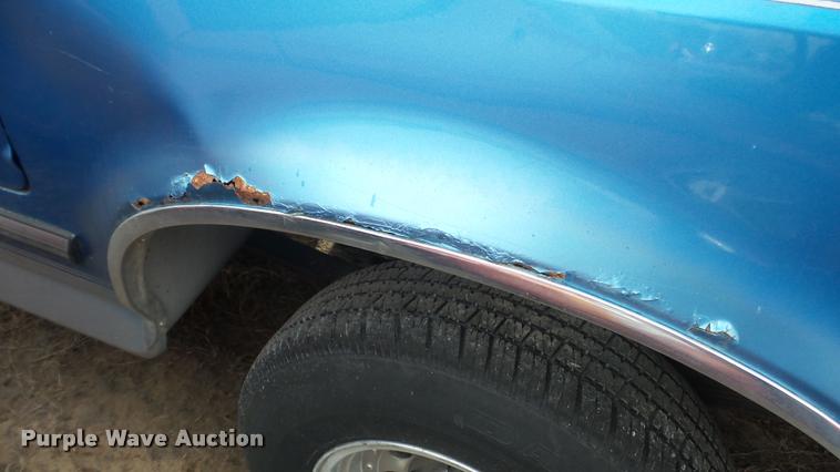 image for item DG9508 1993 Ford F150 SuperCab pickup truck