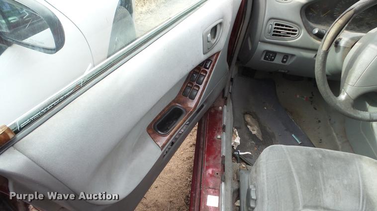 image for item DG9510 2000 Mitsubishi Galant