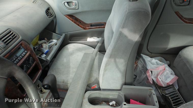 image for item DG9510 2000 Mitsubishi Galant