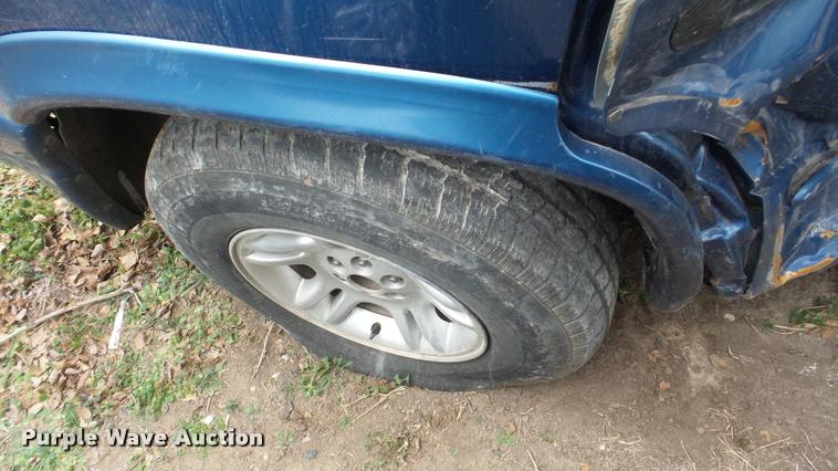 image for item DG9512 2002 Dodge Durango SUV