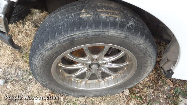 image for item DG9514 2001 Ford F150 SuperCrew pickup truck