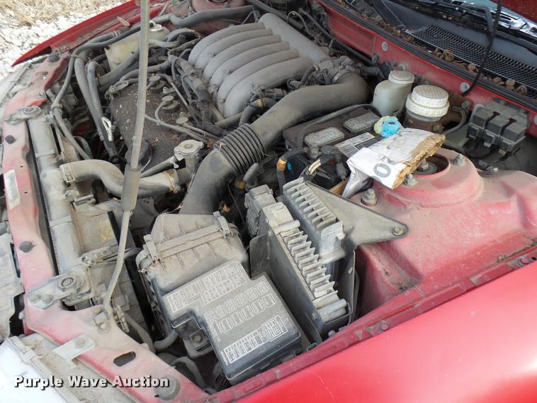 image for item DG9516 1997 Chrysler Sebring LXi