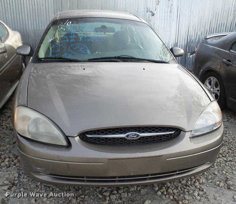 image for item DG9517 2002 Ford Taurus SE