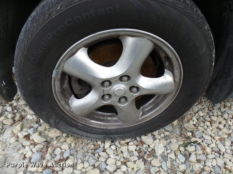 image for item DG9517 2002 Ford Taurus SE