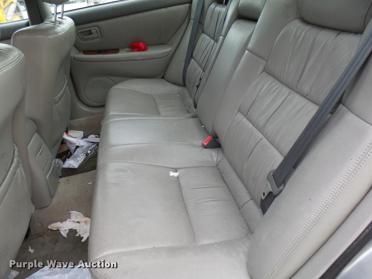 image for item DG9518 2001 Lexus ES 300