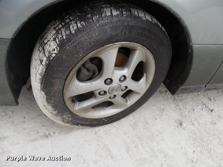 image for item DG9518 2001 Lexus ES 300