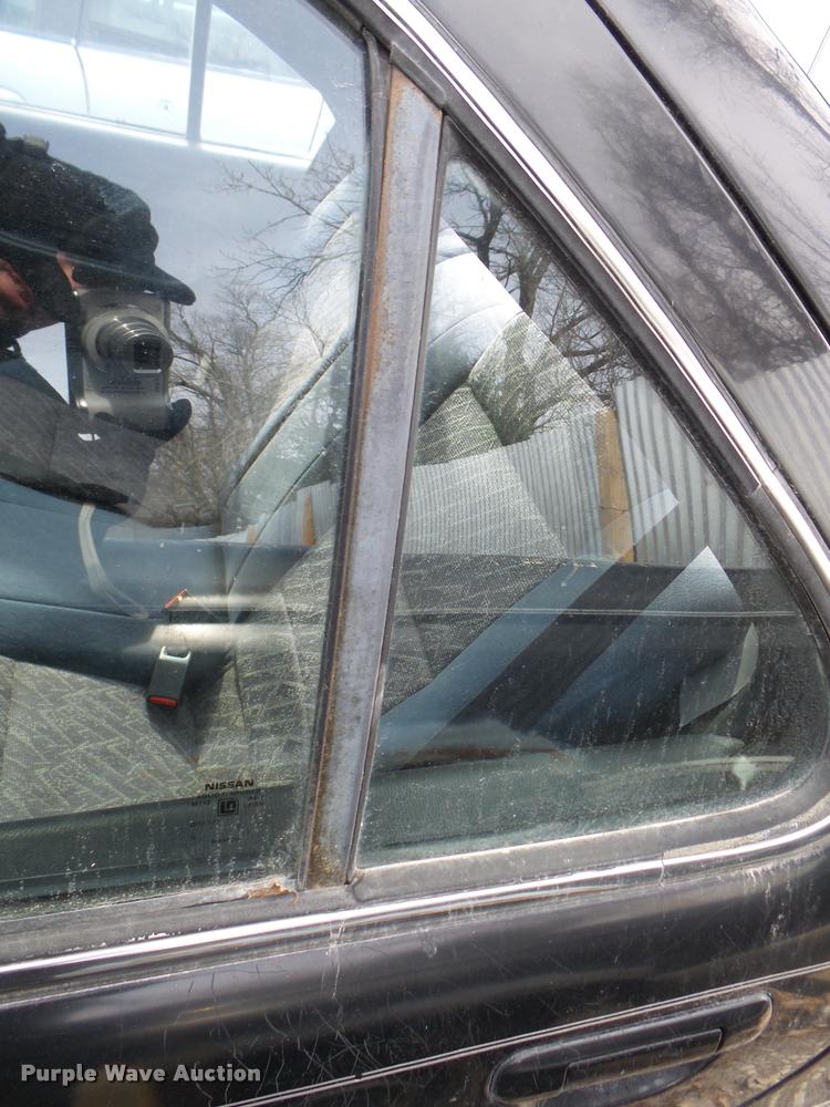 image for item DG9521 1999 Nissan Sentra GXE