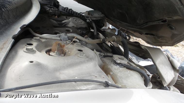 image for item DG9524 2002 Dodge Stratus