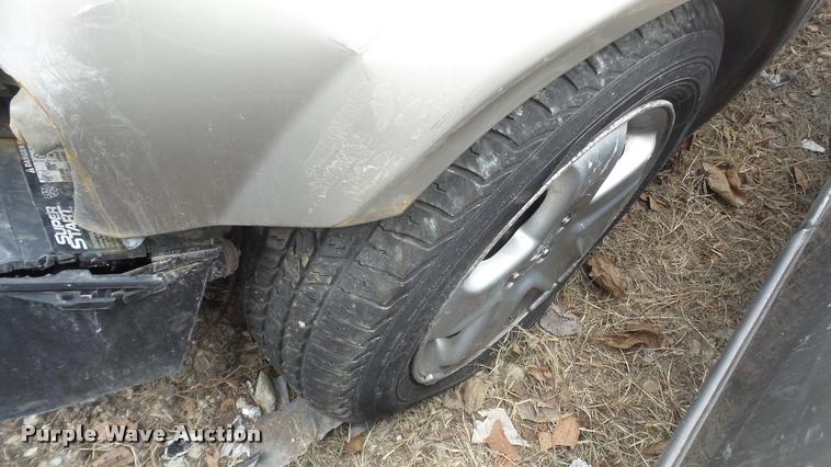 image for item DG9524 2002 Dodge Stratus