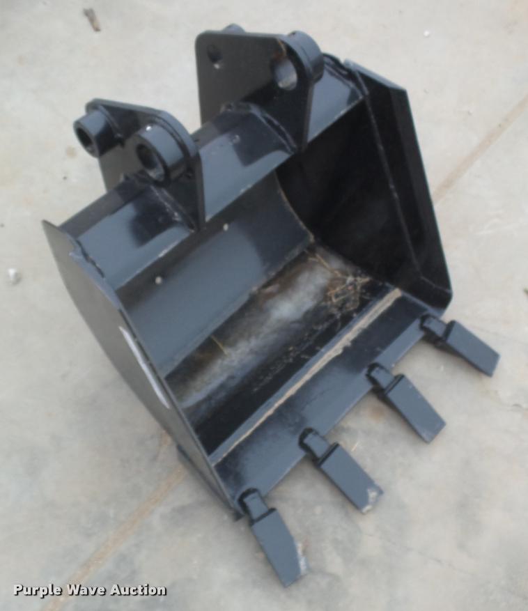 image for item DI9547 John Deere bucket