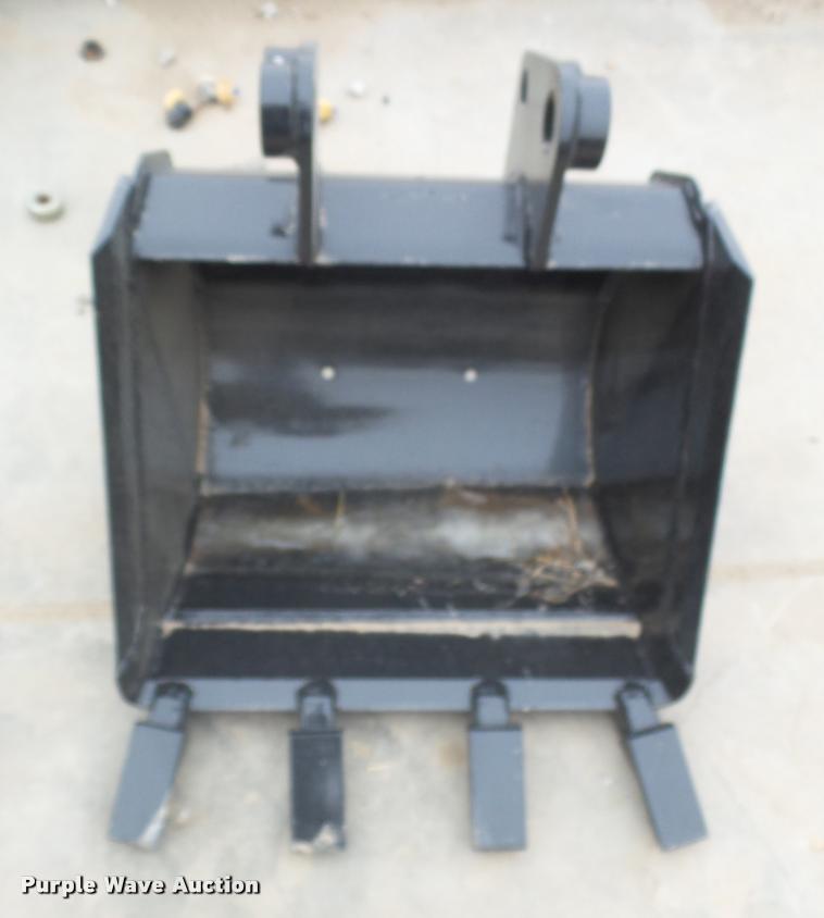 image for item DI9547 John Deere bucket