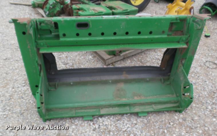 image for item DI9548 John Deere feederhouse