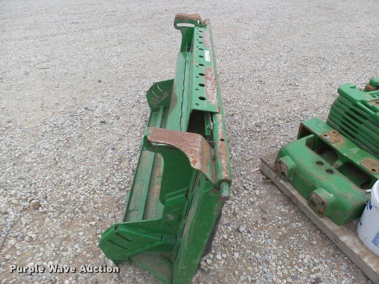 image for item DI9548 John Deere feederhouse