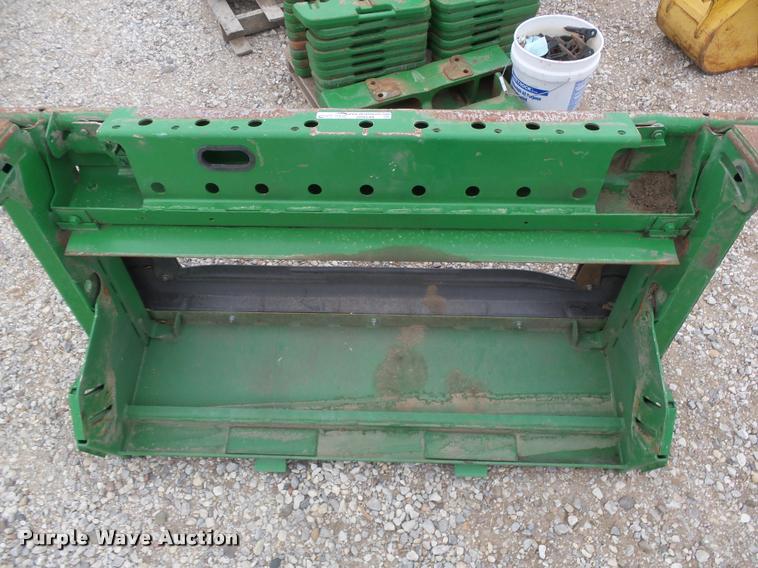 image for item DI9548 John Deere feederhouse
