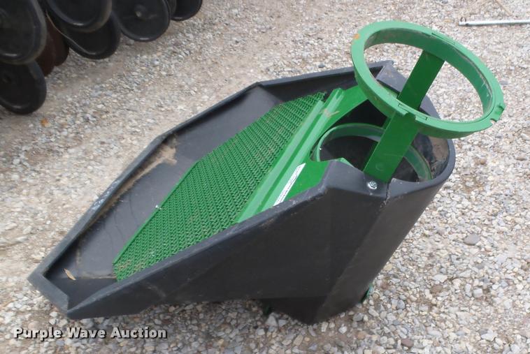 image for item DI9550 Auger hoppers