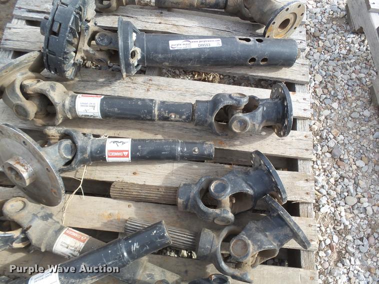 image for item DI9553 John Deere splined drivelines
